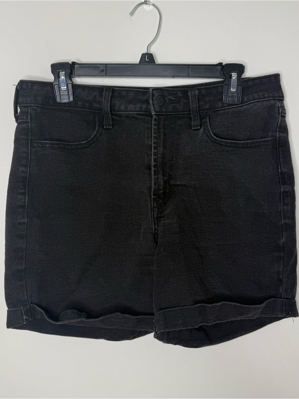 Old Navy Women’s 10 Black High Rise WOW Cuffed Denim Shorts